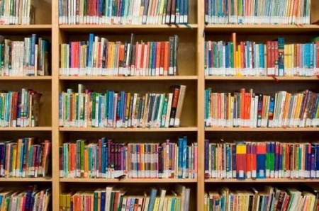 Libros de la Biblioteca de Otura (AYTO. OTURA) Libros de la Biblioteca de Otura (AYTO. OTURA)