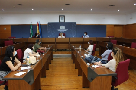 Reunión de la mesa por las Familias de Motril (AYTO. MOTRIL) Reunión de la mesa por las Familias de Motril (AYTO. MOTRIL)