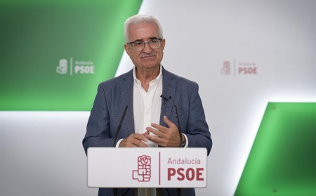 El portavoz adjunto del PSOE-A Manuel Jiménez Barrios, en rueda de prensa (PSOE-A) El portavoz adjunto del PSOE-A Manuel Jiménez Barrios, en rueda de prensa (PSOE-A)