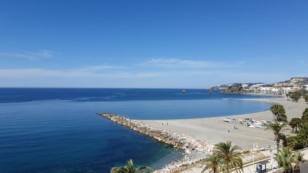 Una de las playas de la Costa Tropical (MDAD. COSTA TROPICAL) Una de las playas de la Costa Tropical (MDAD. COSTA TROPICAL)
