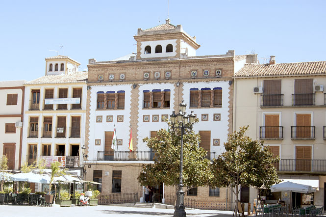 Fachada del Ayuntamiento de Santa Fe (AYTO. SANTA FE) 