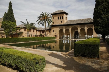 La Alhambra de Granada sin turistas por la crisis del coronavirus (ÁLEX CÁMARA - EUROPA PRESS) La Alhambra de Granada sin turistas por la crisis del coronavirus (ÁLEX CÁMARA - EUROPA PRESS)