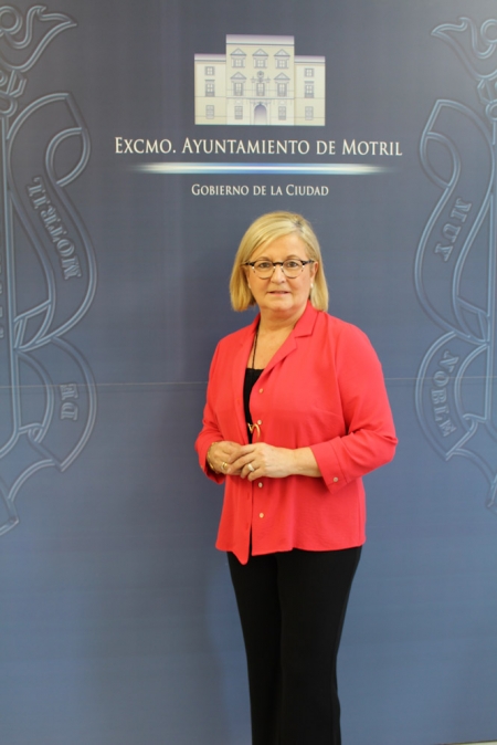Inmaculada Torres Alaminos. Teniente de alcalde de Acción Social (AYTO. MOTRIL) Inmaculada Torres Alaminos. Teniente de alcalde de Acción Social (AYTO. MOTRIL)