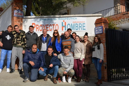 Visita delegada territorial de Empleo, Formación, Trabajo Autónomo, y de Economía, Conocimiento, Empresas y Universidad, Virginia Fernández a Proyecto Hombre