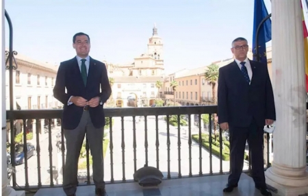 El presidente de la Junta, Juanma Moreno, visita Guadix (JUNTA DE ANDALUCÍA)