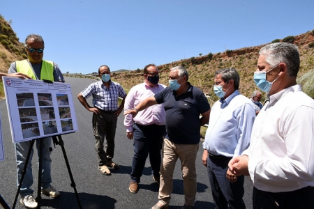 Visita a las obras de la Carretera de Rubite (R. MARTÍNEZ /DIPGRA) Visita a las obras de la Carretera de Rubite (R. MARTÍNEZ /DIPGRA)