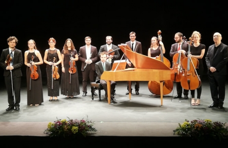 Imagen de la Orquesta de Cámara Mediterránea (AYTO. ALMUÑECAR) Imagen de la Orquesta de Cámara Mediterránea (AYTO. ALMUÑECAR)