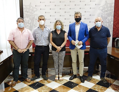 Presentación de la campaña solidaria (JAVIER ALGARRA / AYUNTAMIENTO) Presentación de la campaña solidaria (JAVIER ALGARRA / AYUNTAMIENTO)