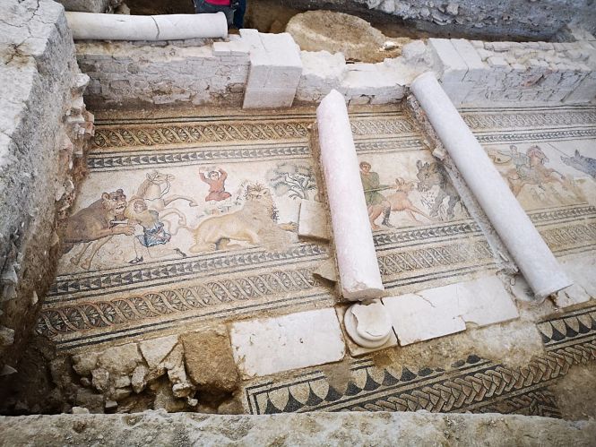 Mosaico descubierto en la Villa Romana de Salar, en imagen de archivo (AYUNTAMIENTO)