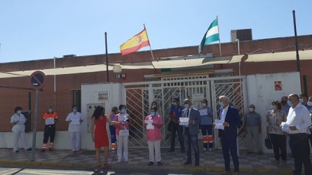 Concentración de condena contra la agresión a un celador (CCOO) Concentración de condena contra la agresión a un celador (CCOO)