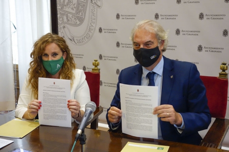 José Antonio Huertas y Ruth Martos en rueda de prensa (JAVIER ALGARRA / AYUNTAMIENTO) José Antonio Huertas y Ruth Martos en rueda de prensa (JAVIER ALGARRA / AYUNTAMIENTO)