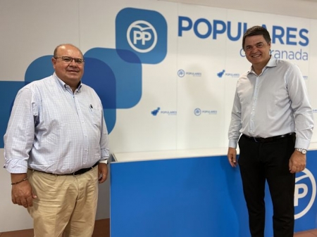 Carlos Rojas y José Robles, diputado nacional y senador del PP por la provincia de Granada (PP) Carlos Rojas y José Robles, diputado nacional y senador del PP por la provincia de Granada (PP)