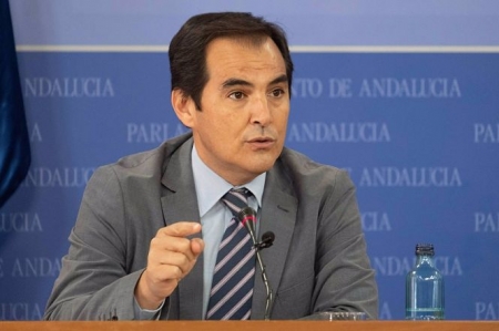 El portavoz parlamentario del PP-A, José Antonio Nieto, en rueda de prensa (PP-A) El portavoz parlamentario del PP-A, José Antonio Nieto, en rueda de prensa (PP-A)