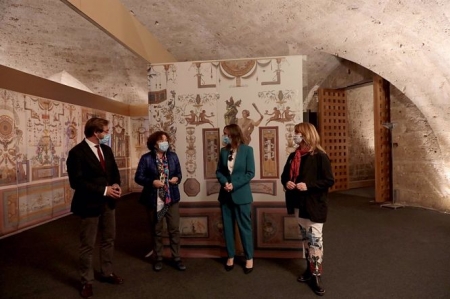 Visita de las instituciones a la exposición sobre las pinturas murales de las Habitaciones del Emperador en la Alhambra (PATRONATO DE LA ALHAMBRA Y EL GENERALIFE) Visita de las instituciones a la exposición sobre las pinturas murales de las Habitaciones del Emperador en la Alhambra (PATRONATO DE LA ALHAMBRA Y EL GENERALIFE)