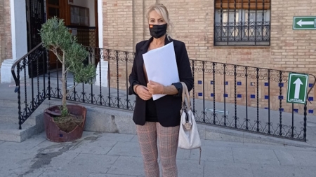 Silvia Enríquez, portavoz de Vox en el Ayuntamiento de Santa Fe (VOX)