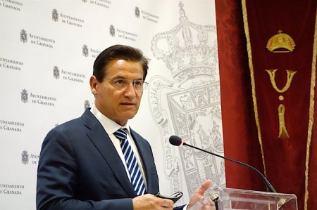 El alcalde de Granada, Luis Salvador, en una imagen de archivo (AYUNTAMIENTO) El alcalde de Granada, Luis Salvador, en una imagen de archivo (AYUNTAMIENTO)