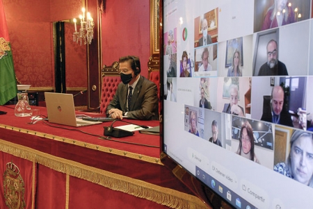 Pleno telemático del Ayuntamiento de Granada (JAVIER ALGARRA /AYUNTAMIENTO) Pleno telemático del Ayuntamiento de Granada (JAVIER ALGARRA /AYUNTAMIENTO)