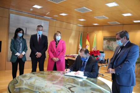 Imagen de la firma en la sede de Diputación (SUBDELEGACIÓN) Imagen de la firma en la sede de Diputación (SUBDELEGACIÓN)