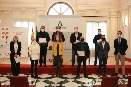 Entrega de reconocimientos en la sede de la Junta (JUNTA) Entrega de reconocimientos en la sede de la Junta (JUNTA)