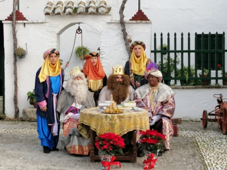 Reyes Magos del año pasado en Vegas del Genil (AYTO. VEGAS DEL GENIL) Reyes Magos del año pasado en Vegas del Genil (AYTO. VEGAS DEL GENIL)