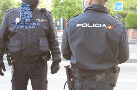 Imagen de una patrulla en la vía pública (POLICÍA NACIONAL) 