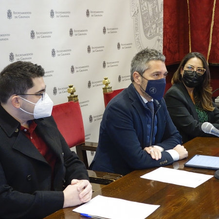 Manuel Olivares ha presentado la nueva campaña de fomento del Comercio local (JAVIER ALGARRA / AYUNTAMIENTO) Manuel Olivares ha presentado la nueva campaña de fomento del Comercio local (JAVIER ALGARRA / AYUNTAMIENTO)