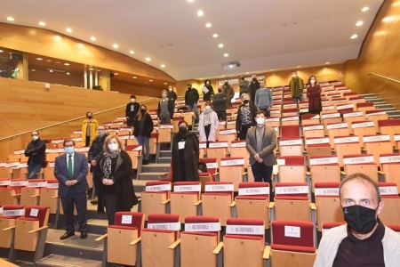 Una exposición acoge las obras galardonadas en los Premios a la Creación Artística de la Diputación de Granada (DIPUTACIÓN DE GRANADA) Una exposición acoge las obras galardonadas en los Premios a la Creación Artística de la Diputación de Granada (DIPUTACIÓN DE GRANADA)