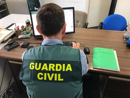 Agente de la Guardia Civil en una imagen de archivo (GUARDIA CIVIL) Agente de la Guardia Civil en una imagen de archivo (GUARDIA CIVIL)