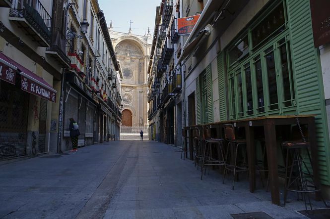 Hostelería del entorno de la Catedral cerradas, en la segunda ola de la pandemia de coronavirus (ÁLEX CÁMARA - EUROPA PRESS) 