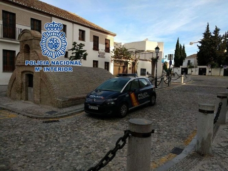 Imagen del coche Z en el Albaicín (POLICIA NACIONAL) Imagen del coche Z en el Albaicín (POLICIA NACIONAL)