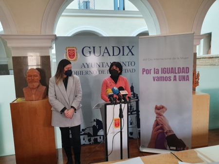 Presentación de las actividades para el Día de la Mujer (AYTO. GUADIX) Presentación de las actividades para el Día de la Mujer (AYTO. GUADIX)