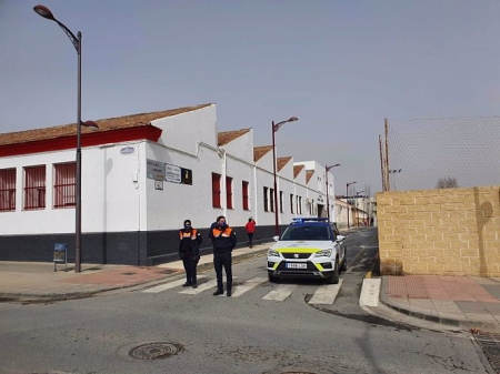 Dispositivo de seguridad por el cribado masivo por Covid-19 en Guadix (AYUNTAMIENTO) Dispositivo de seguridad por el cribado masivo por Covid-19 en Guadix (AYUNTAMIENTO)