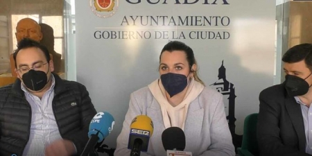 Presentación del concurso de escaparates (AYTO. GUADIX) Presentación del concurso de escaparates (AYTO. GUADIX)