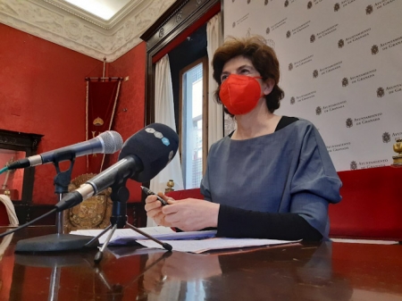 La Concejal de Podemos-IU en el Ayuntamiento de Granada (PODEMOS-IU) La Concejal de Podemos-IU en el Ayuntamiento de Granada (PODEMOS-IU)