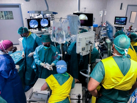 Imagen de una cirugía renal percutánea (HUSC) Imagen de una cirugía renal percutánea (HUSC)