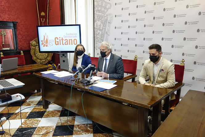 Rueda de prensa del balance del programa `Acceder` (JAVIER ALGARRA / AYUNTAMIENTO)