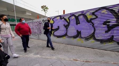 Imagen de la visita a Los Mondragones (PSOE)