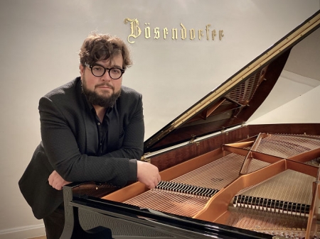 Imagen del pianista Ambrosio Valero (AYTO. GRANADA)