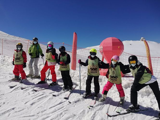 Campaña de esquí del Ayuntamiento de Granada (AYUNTAMIENTO DE GRANADA) 