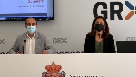 Los concejales del PSOE en el Ayuntamiento de Granada, José María Corpas y Raquel Ruz (PSOE) Los concejales del PSOE en el Ayuntamiento de Granada, José María Corpas y Raquel Ruz (PSOE)