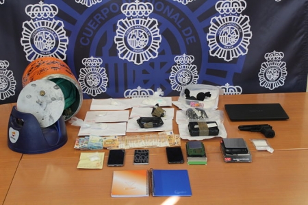 Efectos intervenidos en la Operación Tulipán POLICÍA NACIONAL)