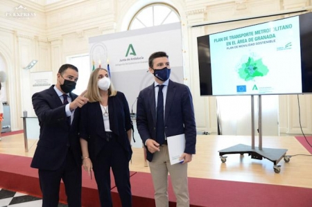 La Consejera de Fomento ha presentado el Plan de Transporte (JUNTA) La Consejera de Fomento ha presentado el Plan de Transporte (JUNTA)