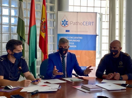 El concejal de Seguridad Ciudadana, César Díaz ha asistido a la primera jornada (AYTO. GRANADA) El concejal de Seguridad Ciudadana, César Díaz ha asistido a la primera jornada (AYTO. GRANADA)