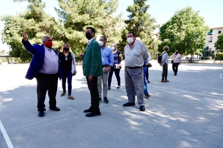 Imagen de la visita al PArque Nueva Granada (PSOE) Imagen de la visita al PArque Nueva Granada (PSOE)