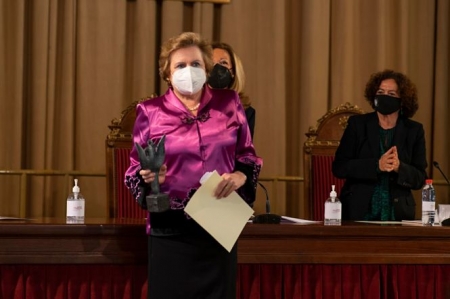 Blanca Fernández Capel ha recogido el premio (EASP)