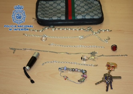 Imagen de las joyas recuperadas (POLICÍA NACIONAL)