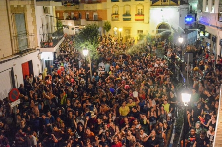 Cientos de personas participan en la Carrera del Agua de Lanjarón, en imagen de archivo (AYUNTAMIENTO DE LANJARÓN) 
