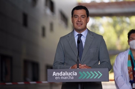 El presidente de la Junta, Juanma Moreno, en Marbella (JUNTA) El presidente de la Junta, Juanma Moreno, en Marbella (JUNTA)