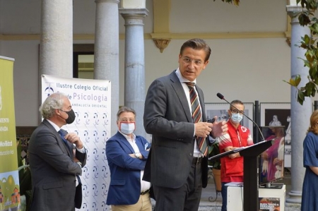 El alcalde de Granada, Luis Salvador, en un acto instittucional este martes (AYUNTAMIENTO) El alcalde de Granada, Luis Salvador, en un acto instittucional este martes (AYUNTAMIENTO)
