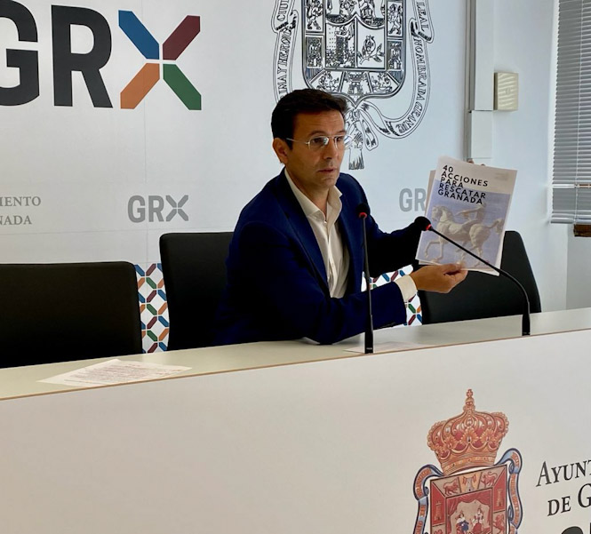 El portavoz del PSOE en el Ayuntamiento de Granada, Francisco Cuenca (PSOE)